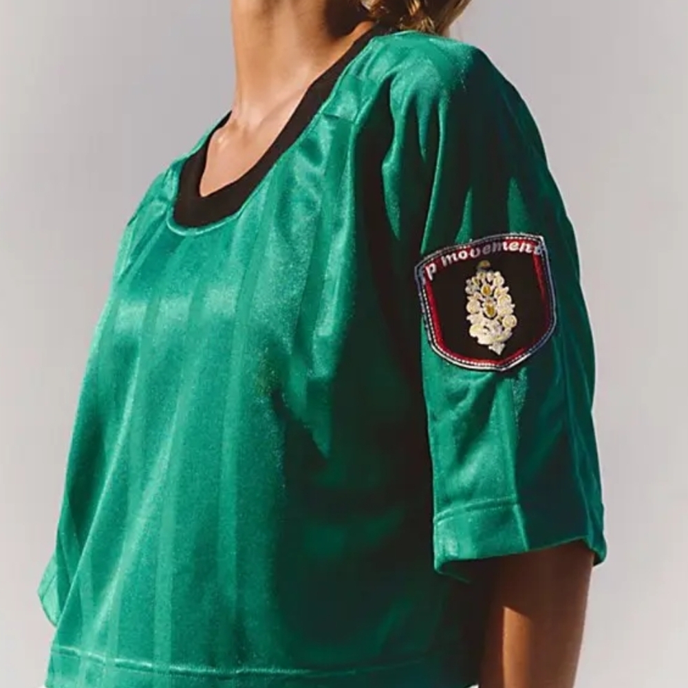 Free People FP MOVEMENT HIGH SCORE TEE in Color Green Glow - Picture 3 of 3